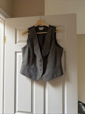 Van Heusen Gray Pinstripe Women's Vest